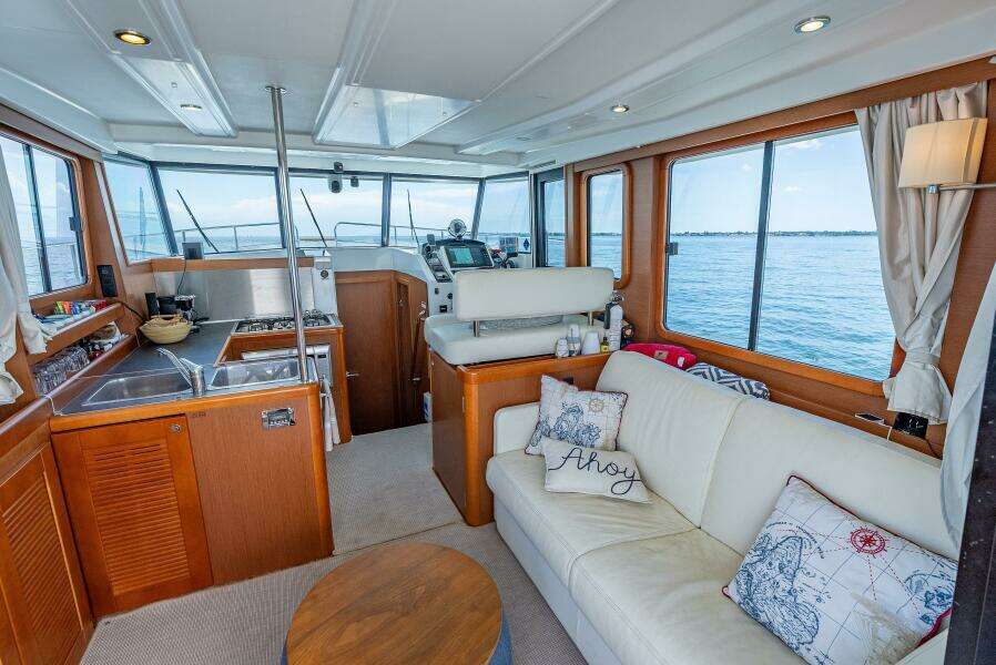 34ft Beneteau Yacht For Sale