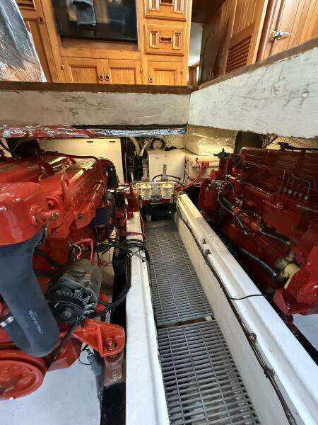 42ft DeFever Yacht For Sale