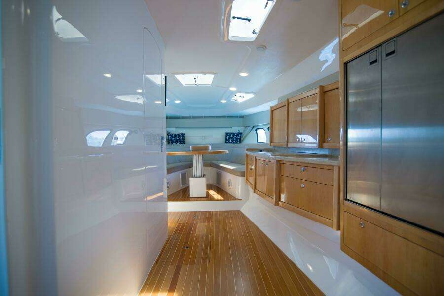 Sunkisser 47ft Intrepid Yacht For Sale