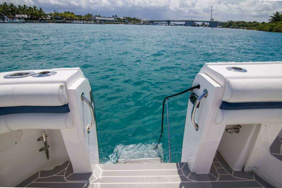 Sunkisser 47ft Intrepid Yacht For Sale