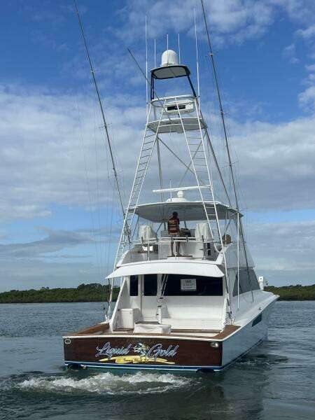 2005 Viking 74 Convertible 'Liquid Gold'
