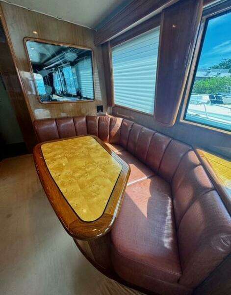 2005 Viking 74 Convertible 'Liquid Gold'