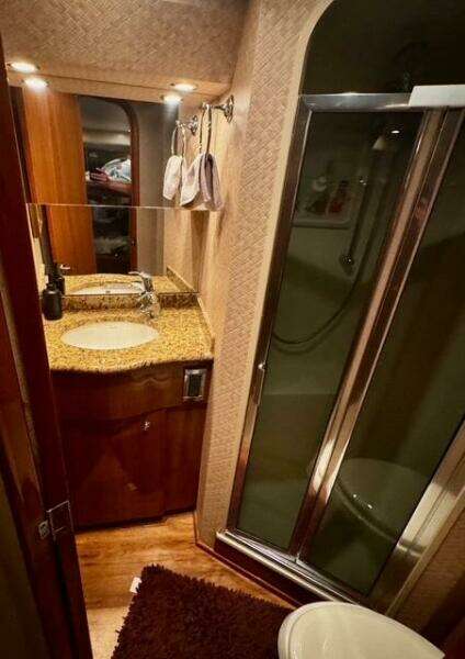 2005 Viking 74 Convertible 'Liquid Gold'