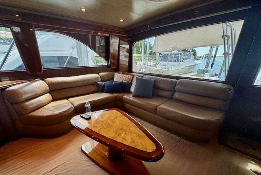 2005 Viking 74 Convertible 'Liquid Gold'
