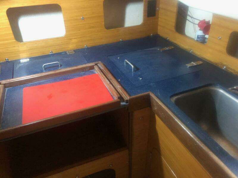 29ft C amp C Yacht For Sale
