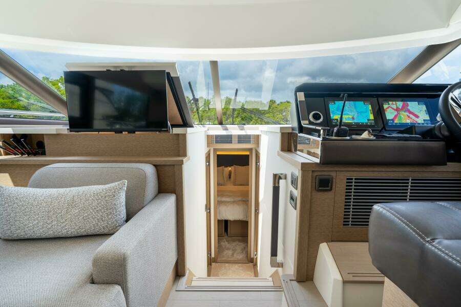 52ft Prestige Yacht For Sale