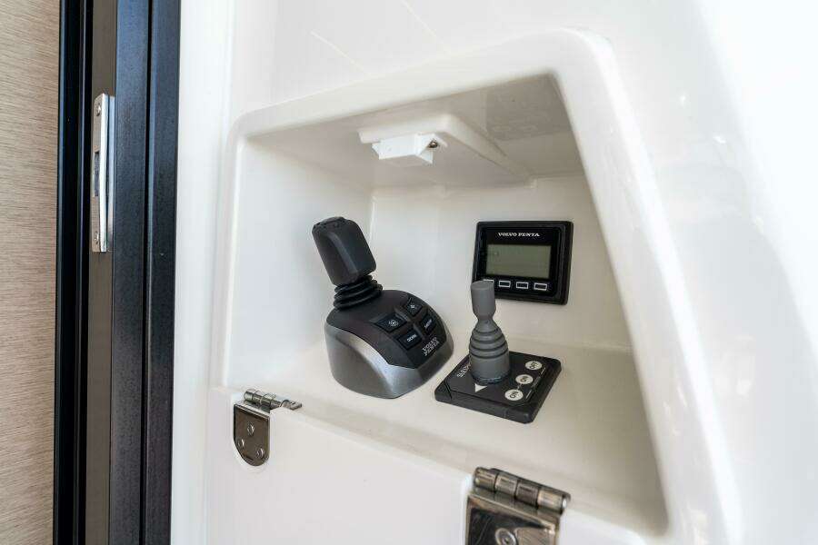 52ft Prestige Yacht For Sale