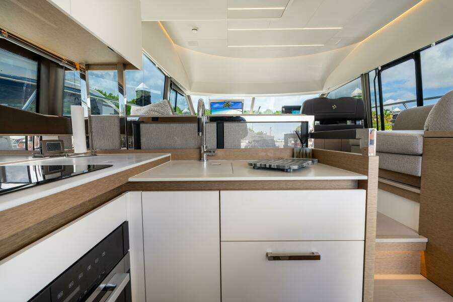 52ft Prestige Yacht For Sale