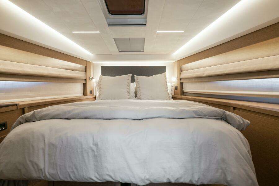 52ft Prestige Yacht For Sale