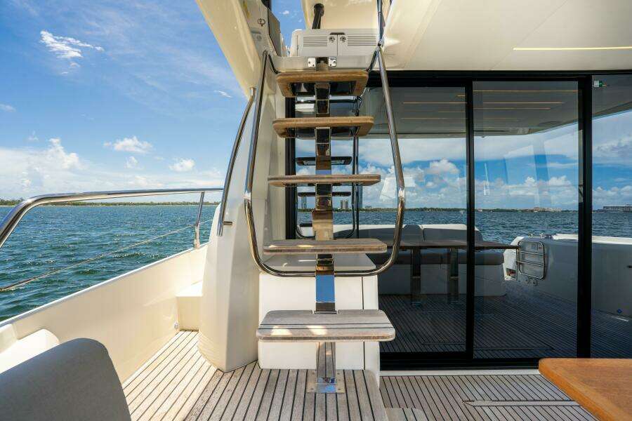 52ft Prestige Yacht For Sale