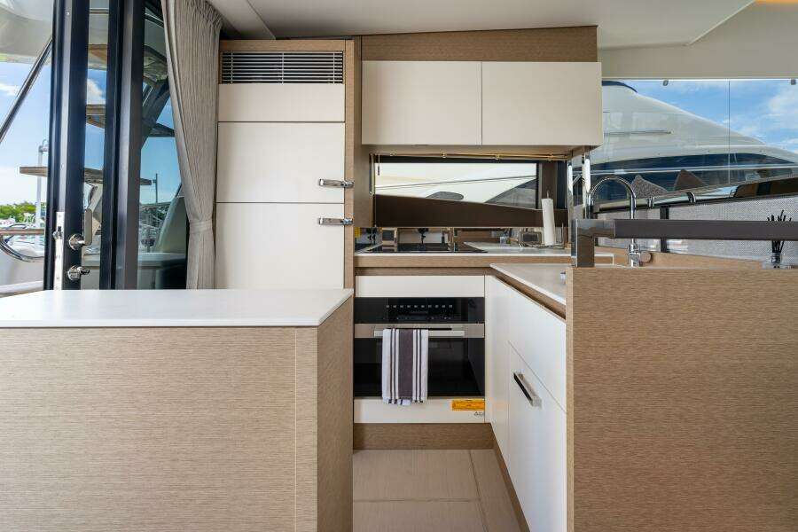 52ft Prestige Yacht For Sale