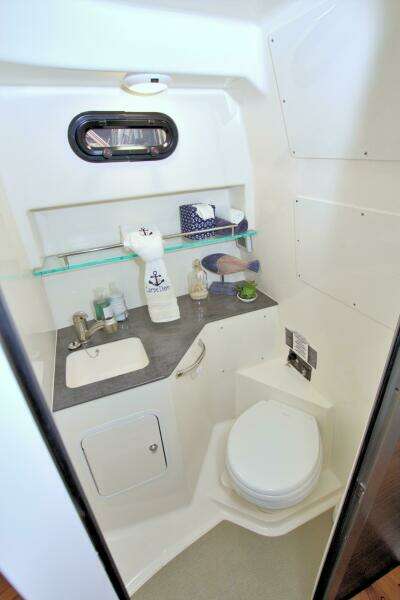 Carpe Diem 32ft Boston Whaler Yacht For Sale