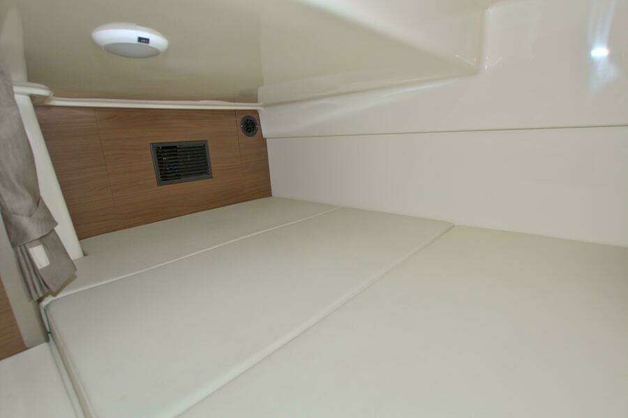 Carpe Diem 32ft Boston Whaler Yacht For Sale