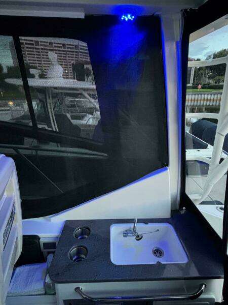 Carpe Diem 32ft Boston Whaler Yacht For Sale