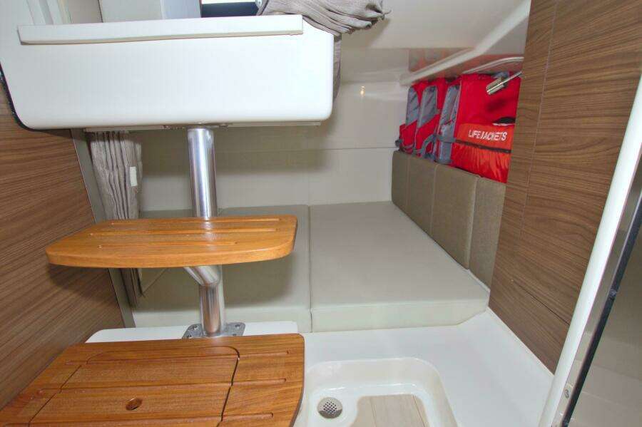 Carpe Diem 32ft Boston Whaler Yacht For Sale