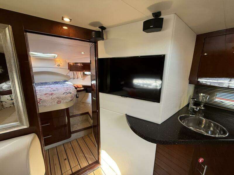 XANADU 46ft Regal Yacht For Sale