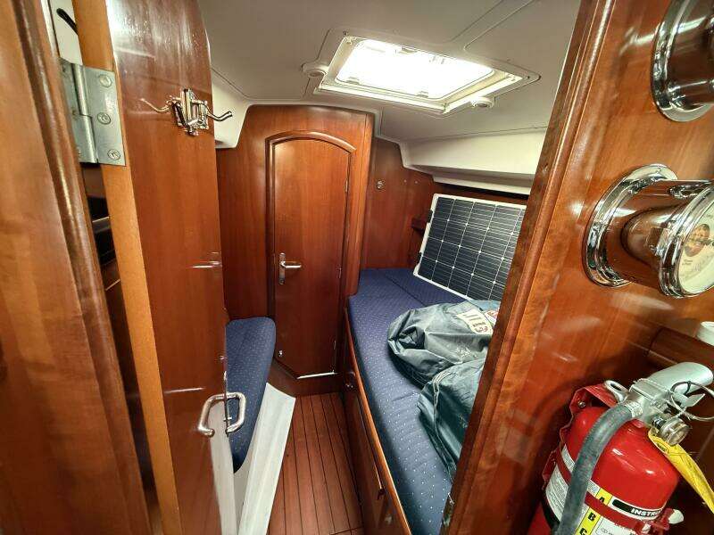 Southern Cross 42ft Beneteau Yacht For Sale