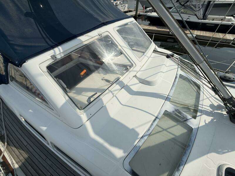 Southern Cross 42ft Beneteau Yacht For Sale
