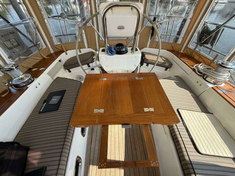 Moku Hale 43ft Tartan Yacht For Sale