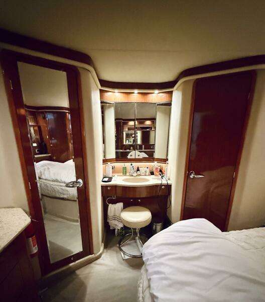 48ft Sea Ray Yacht For Sale
