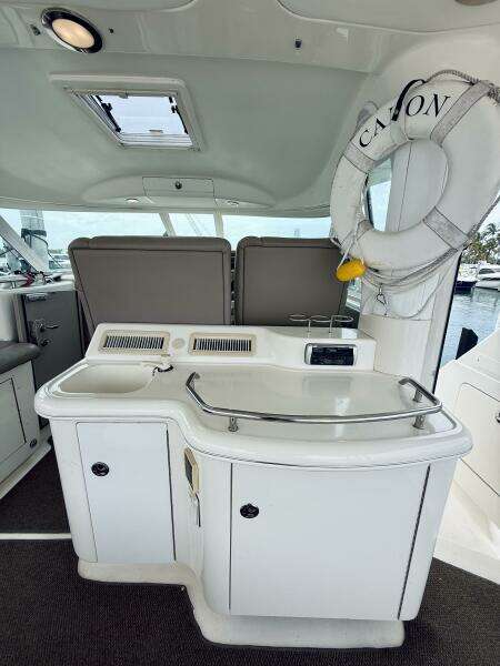 48ft Sea Ray Yacht For Sale
