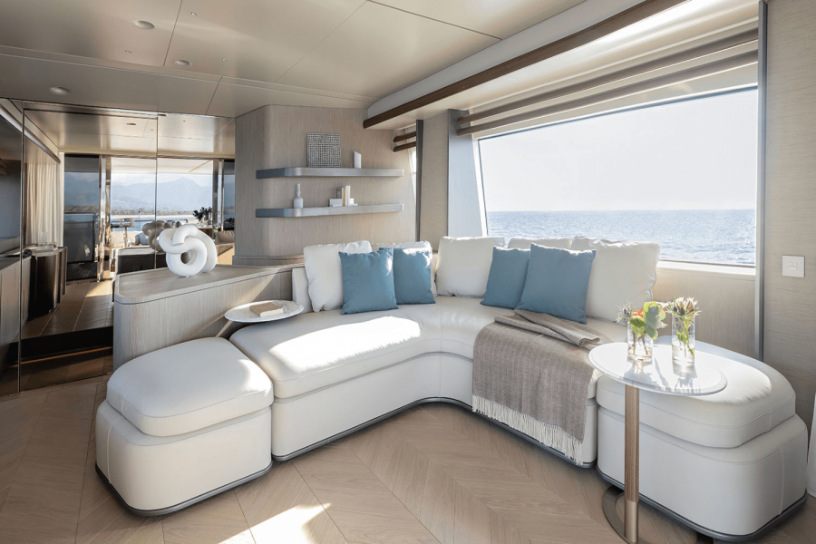 95ft Azimut Yacht For Sale