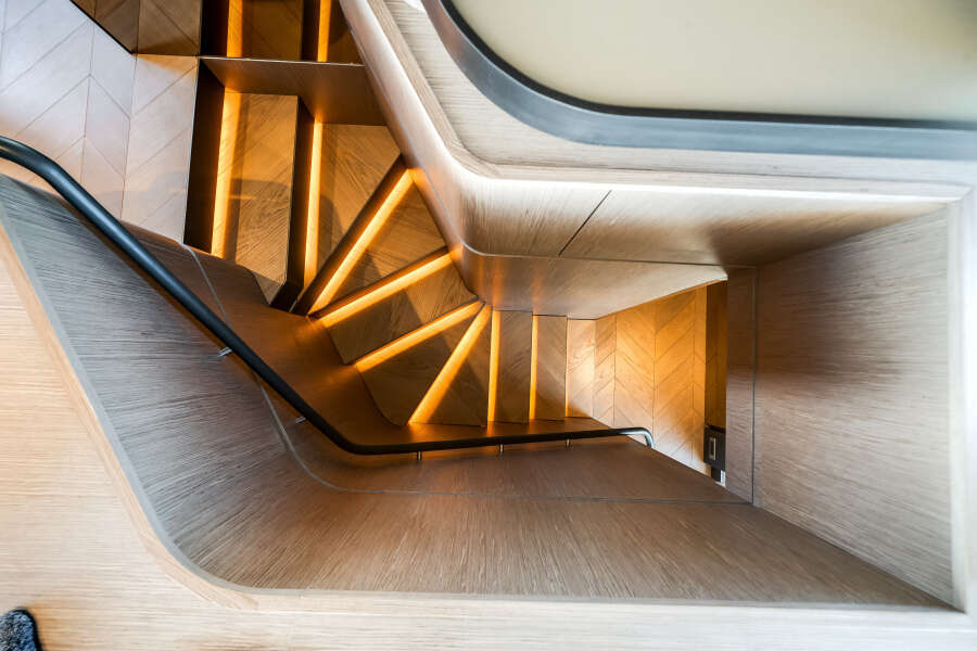 95ft Azimut Yacht For Sale