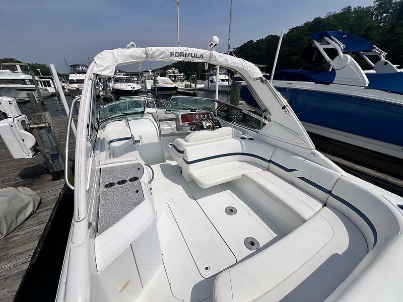 2005 Formula 330 Sun Sport — 0005212194