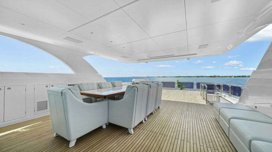 MISS MICHELLE 122ft Horizon Yacht For Sale