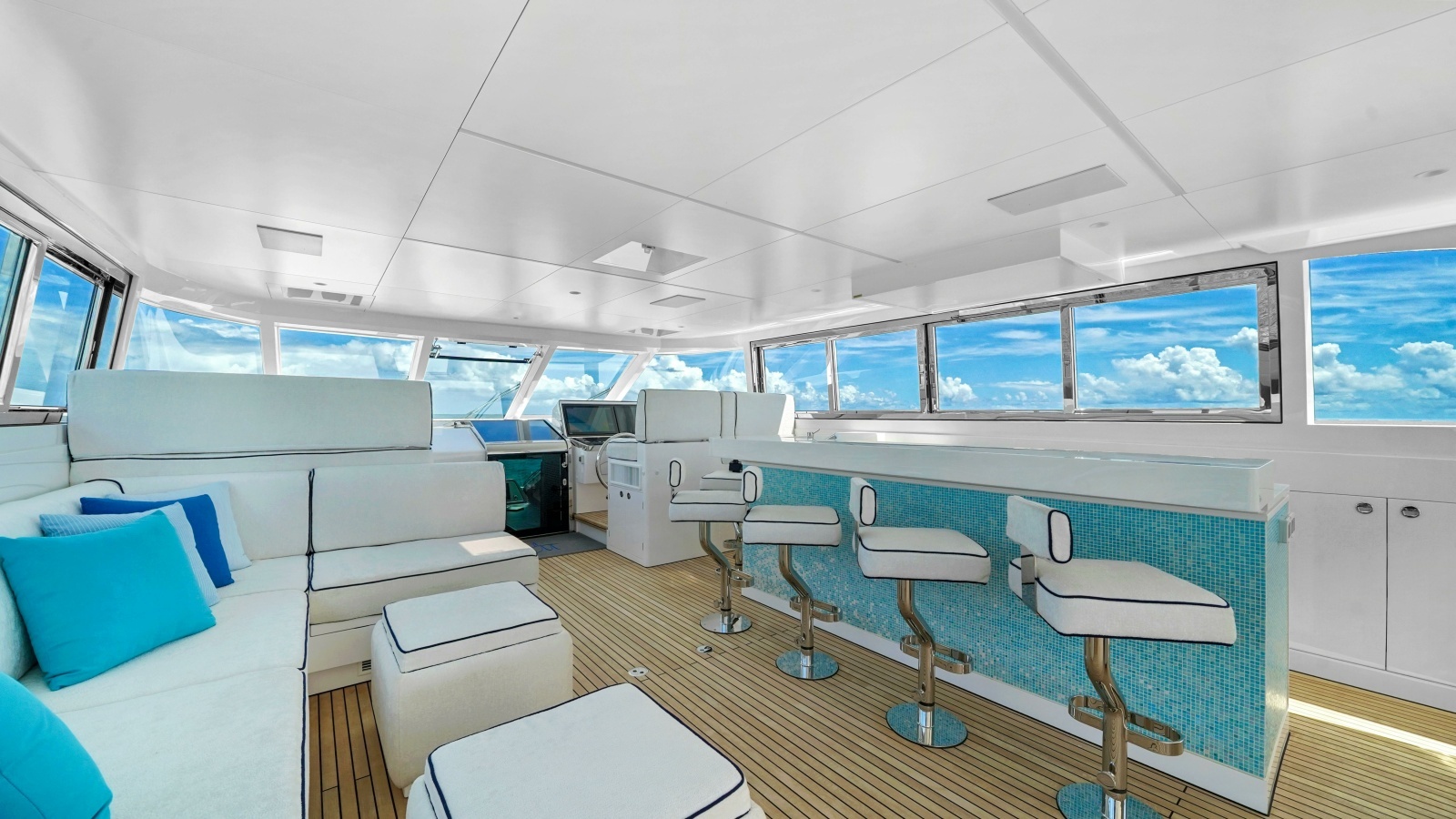 MISS MICHELLE 122ft Horizon Yacht For Sale