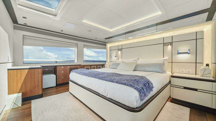 MISS MICHELLE 122ft Horizon Yacht For Sale