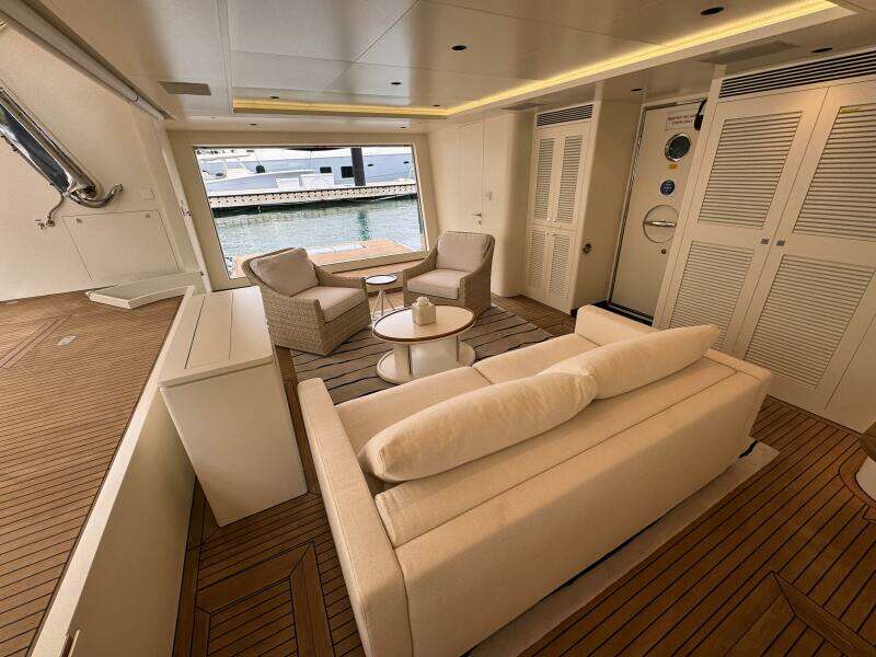 MISS MICHELLE 122ft Horizon Yacht For Sale
