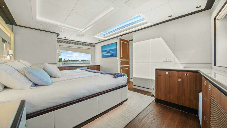 MISS MICHELLE 122ft Horizon Yacht For Sale