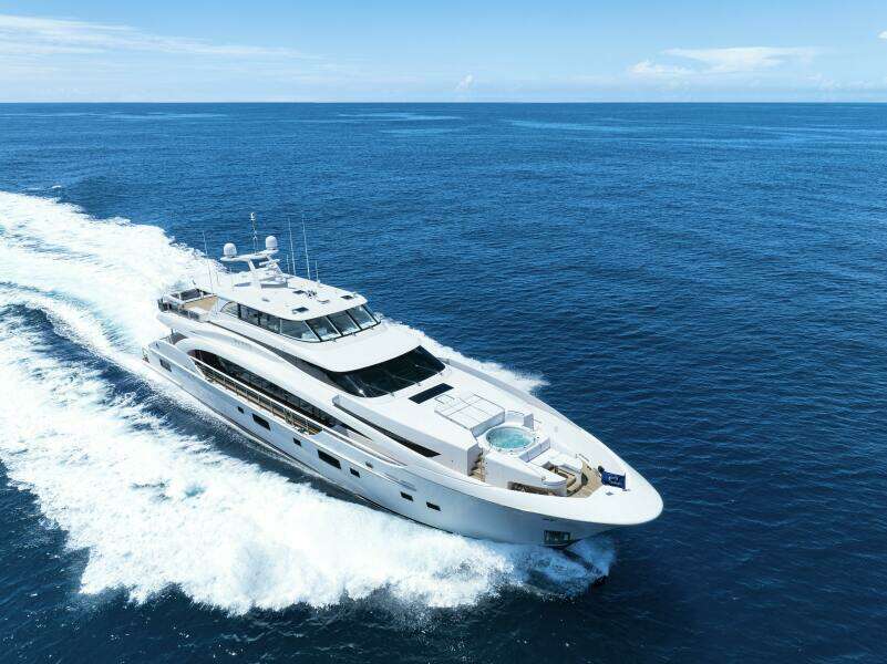 MISS MICHELLE 122ft Horizon Yacht For Sale