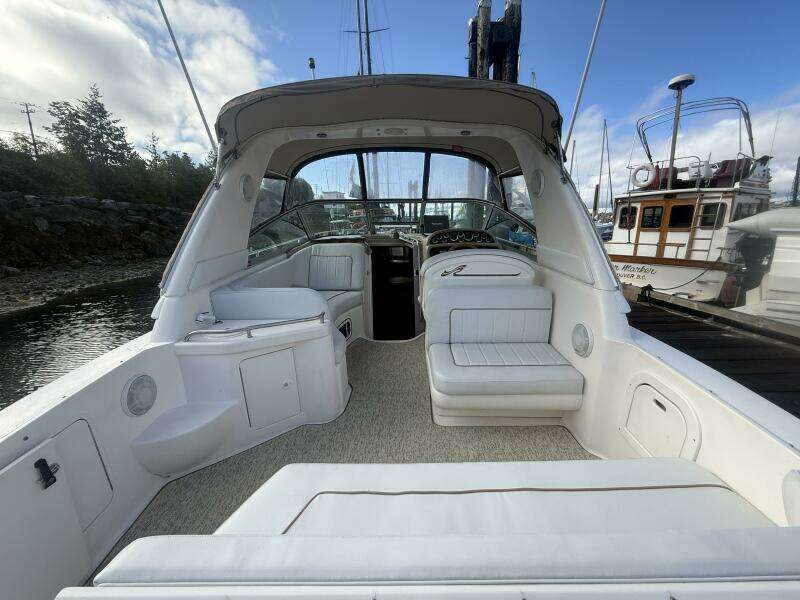 29ft Sea Ray Yacht For Sale
