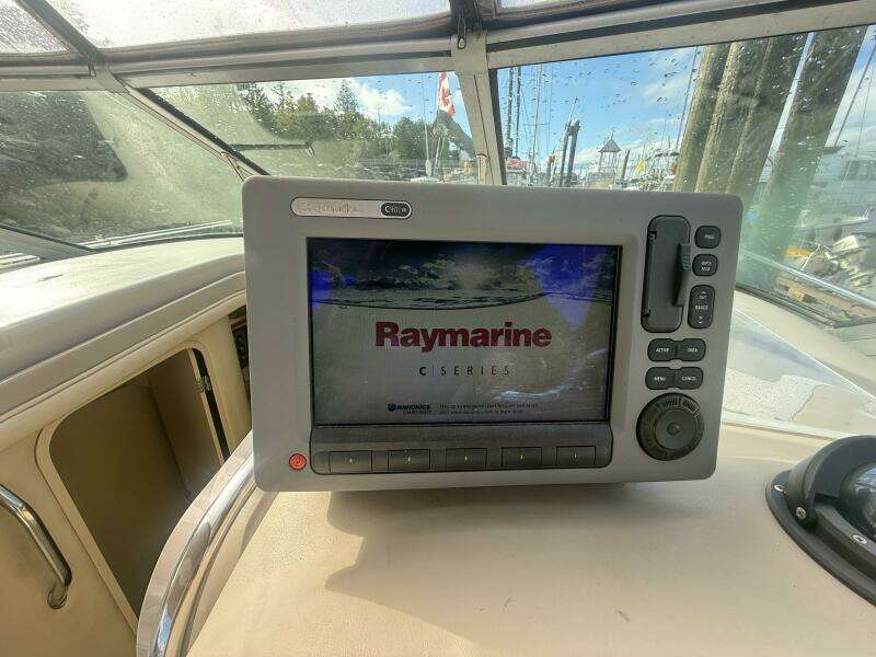 29ft Sea Ray Yacht For Sale