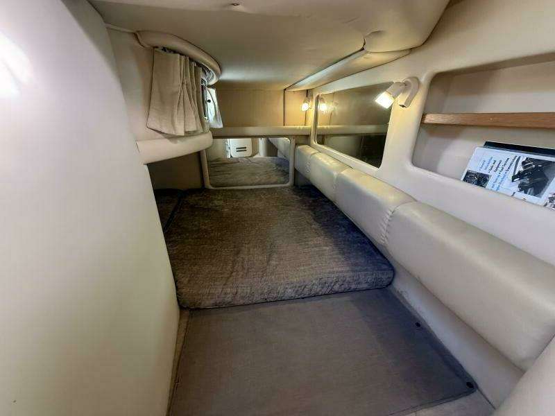 29ft Sea Ray Yacht For Sale