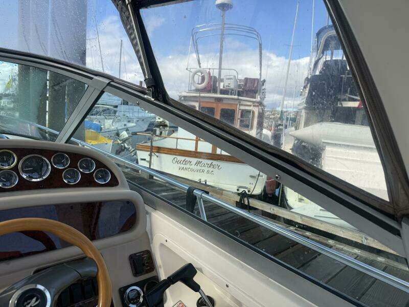 29ft Sea Ray Yacht For Sale