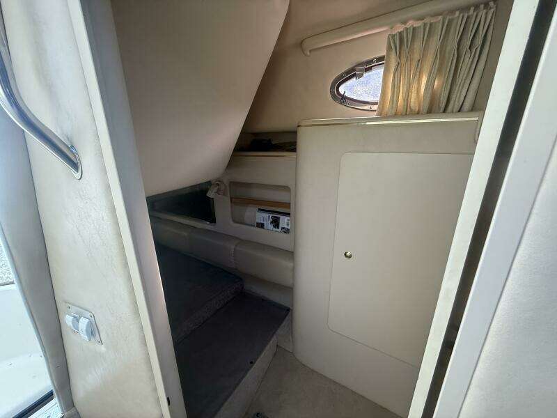 29ft Sea Ray Yacht For Sale