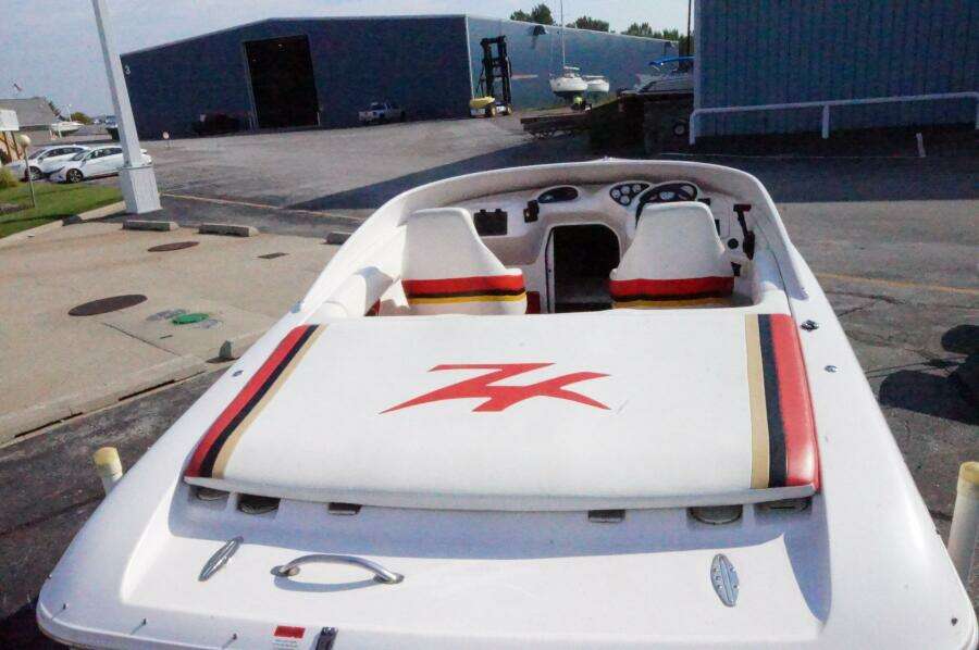 22ft Donzi Yacht For Sale