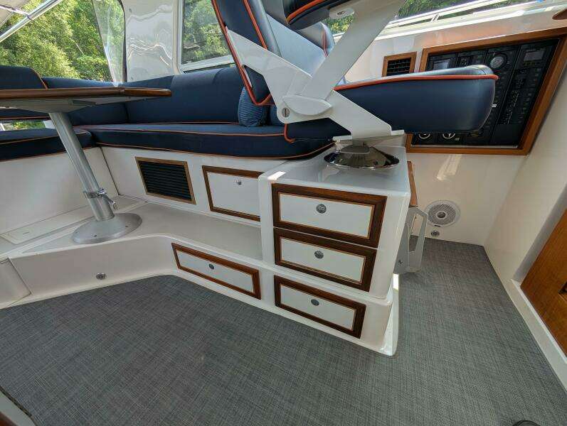 34ft True North Yacht For Sale