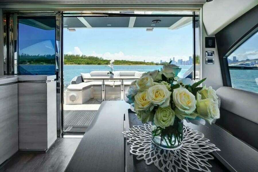 LITHIUM 55ft Azimut Yacht For Sale