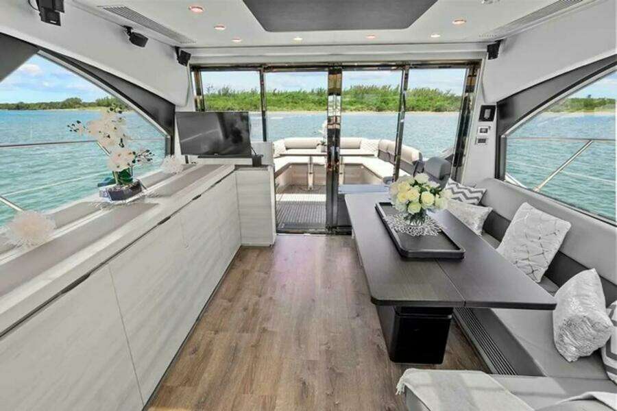 LITHIUM 55ft Azimut Yacht For Sale