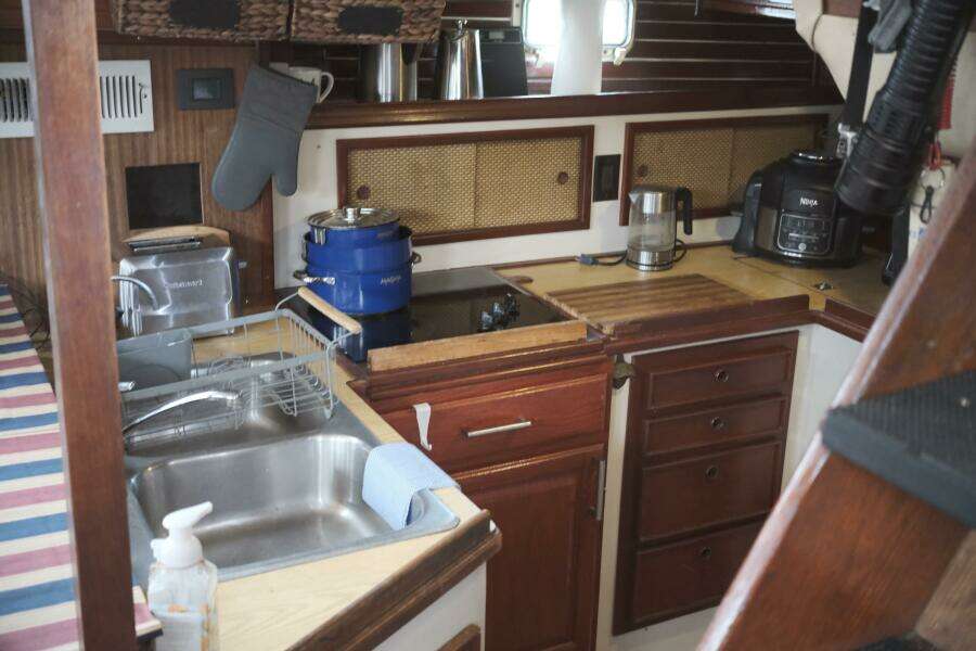 Anodyne 52ft Irwin Yacht For Sale