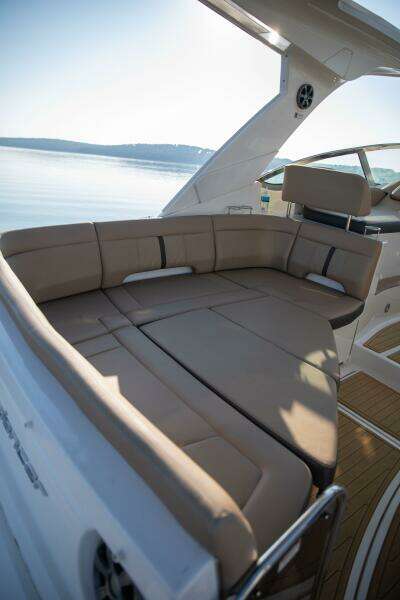 35ft Sea Ray Yacht For Sale