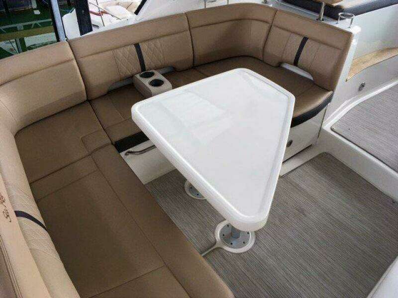 35ft Sea Ray Yacht For Sale