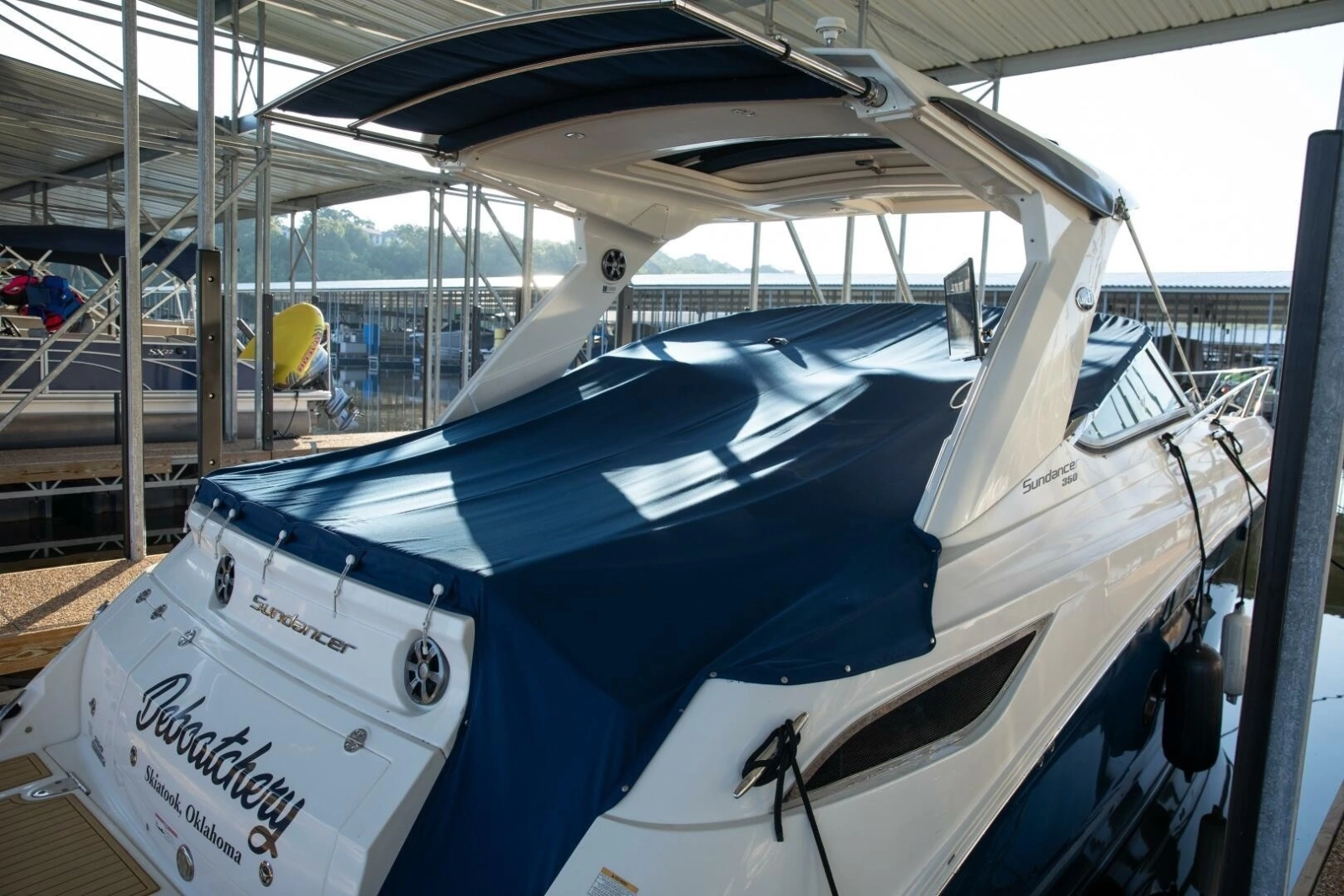 2016 Sea Ray Sundancer 350