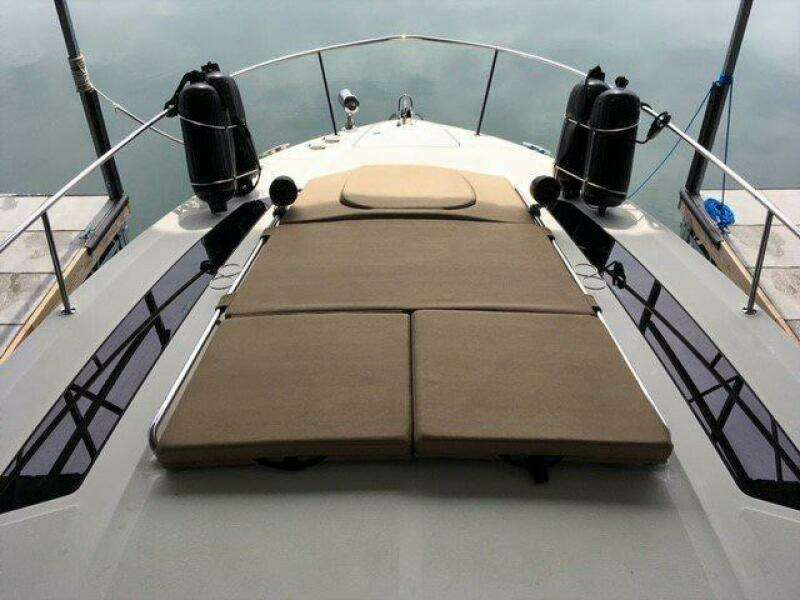 35ft Sea Ray Yacht For Sale