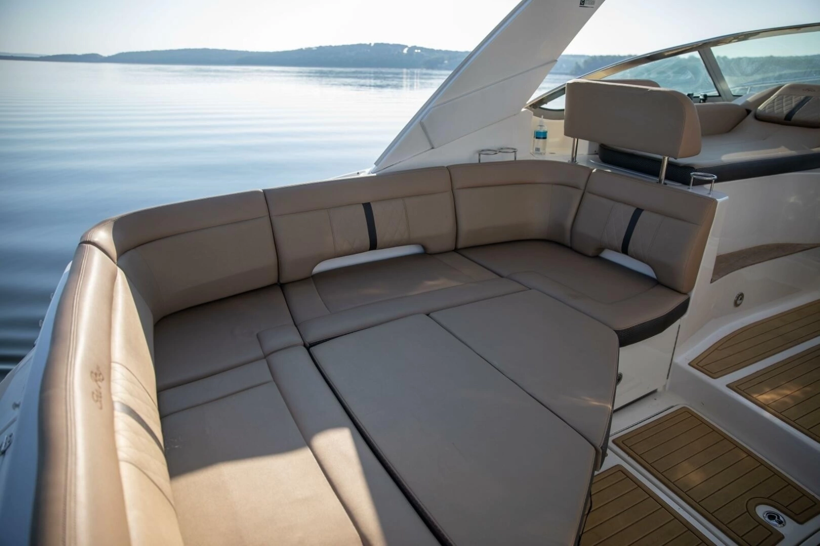 2016 Sea Ray Sundancer 350
