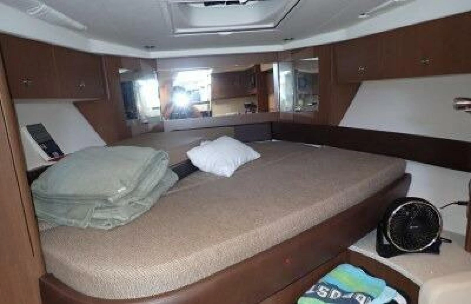 2016 Sea Ray Sundancer 350